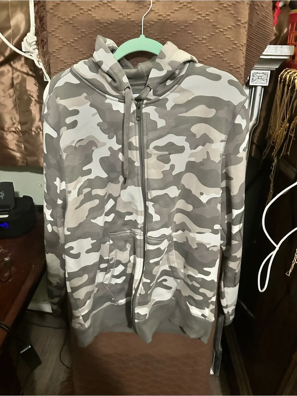 Amazon Essentials Grey & White Camo Zip Hoodie